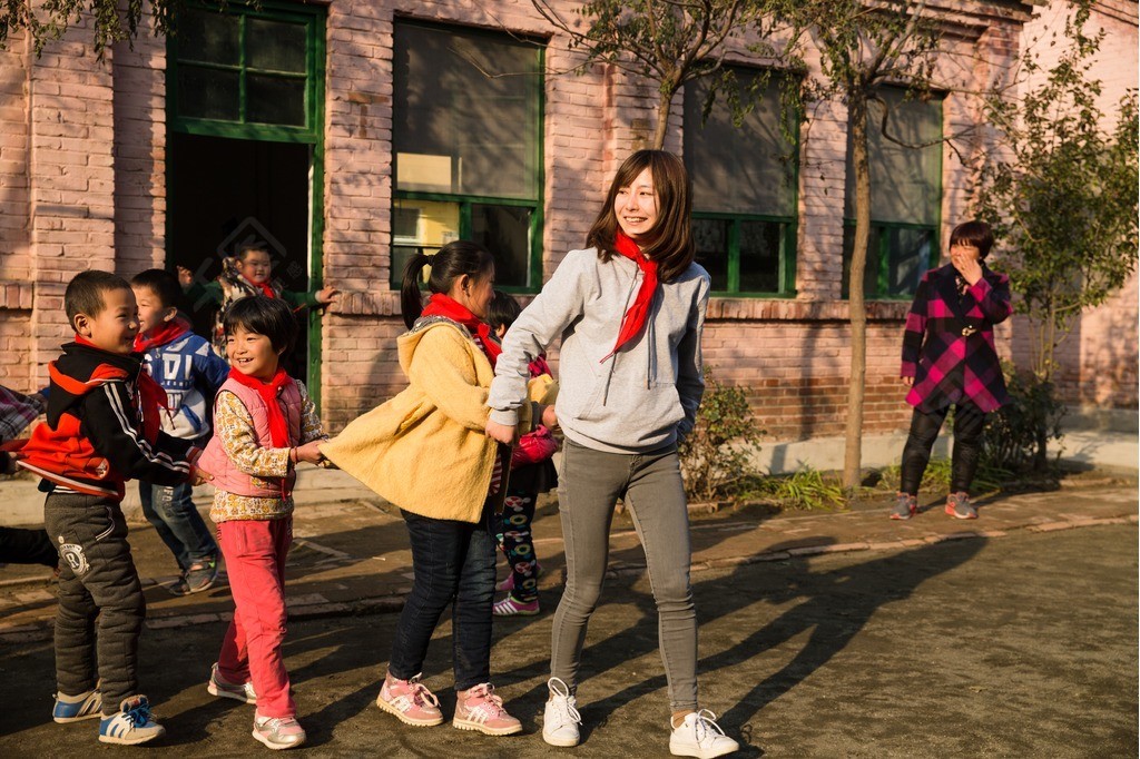 黑糖群侠传的演员_少年群侠传进阶数据_交大群侠传2