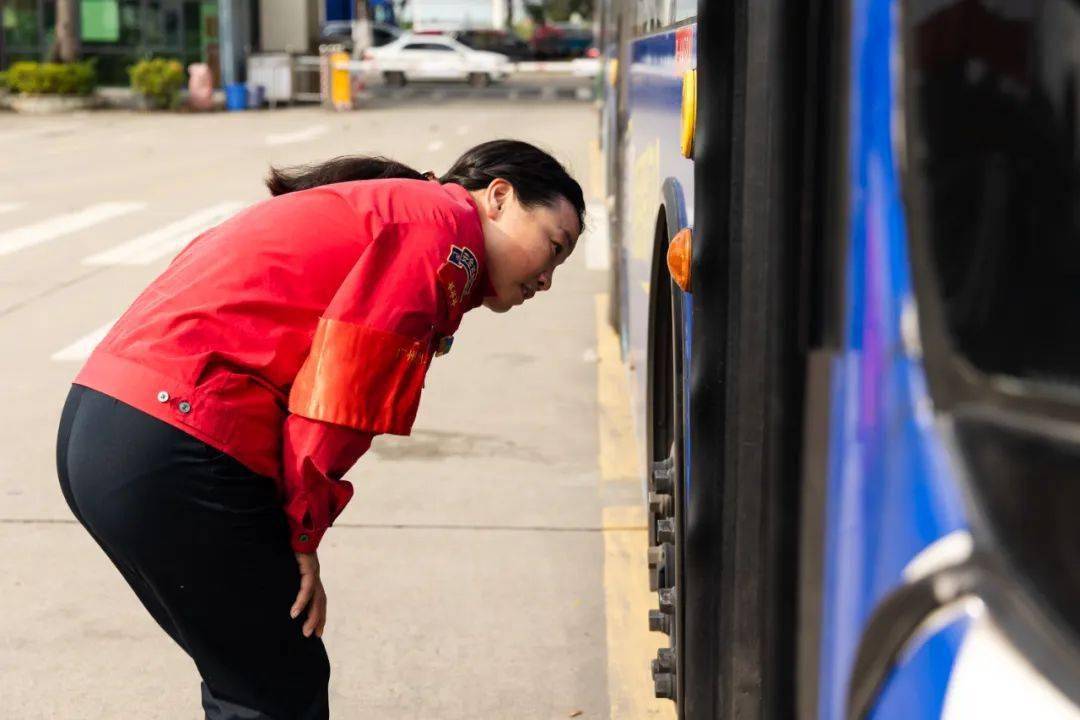 电车 之狼_电车 之狼_电车 之狼