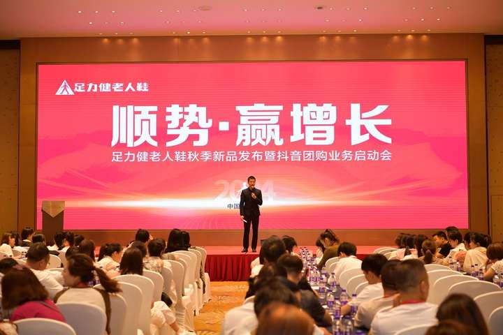 cf新手礼包怎么领_cf手游新手礼包_cf新手礼包在哪里领2021