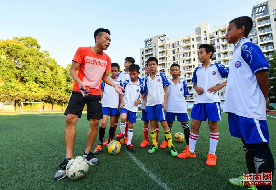 实况10技巧_实况技巧大全_实况技巧教学