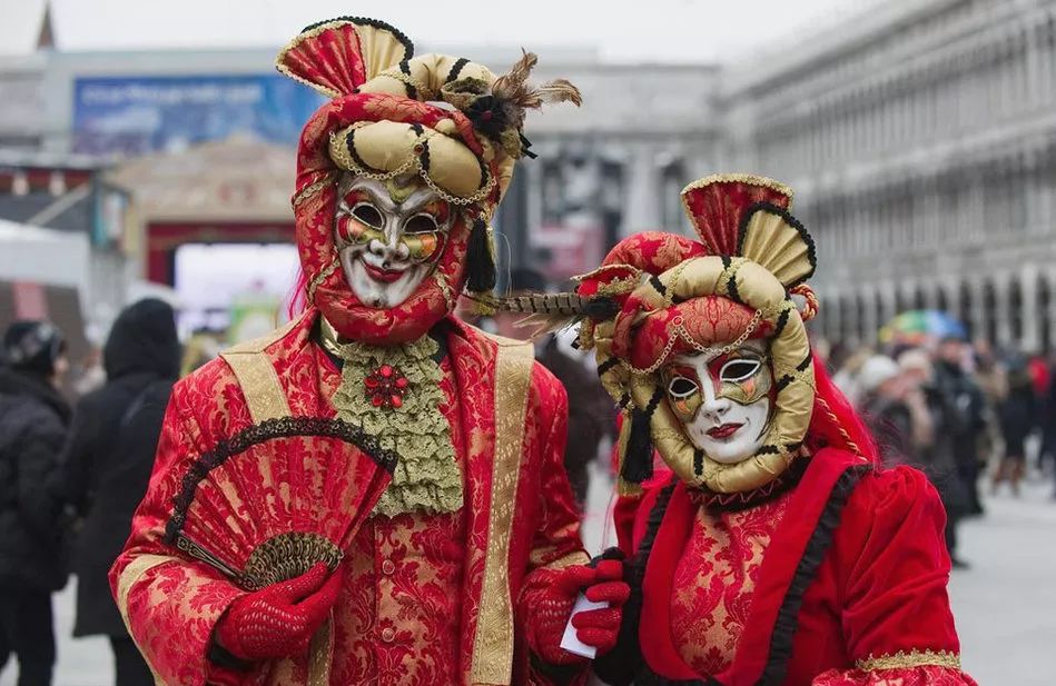 英雄联盟瑟庄妮：冰霜女王的神秘风采与强大力量