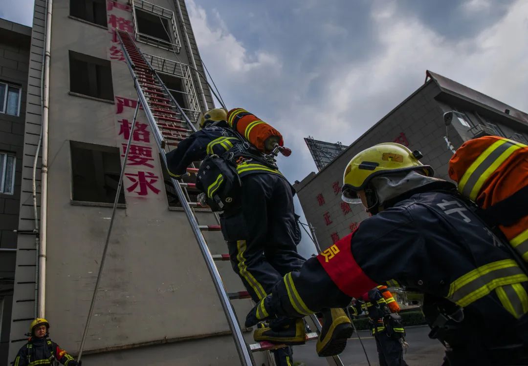 前线熔火任务怎么开_wow熔火前线任务线_熔火前线任务