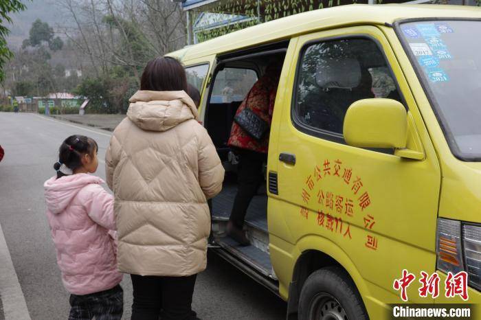 稻草人组合_稻草人乐队百度百科_稻草人乐队主唱