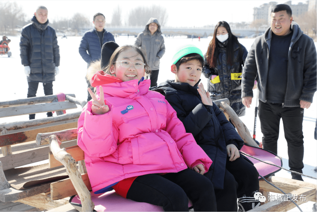 我想看雪地车_雪地冰车无敌版_雪地车游戏